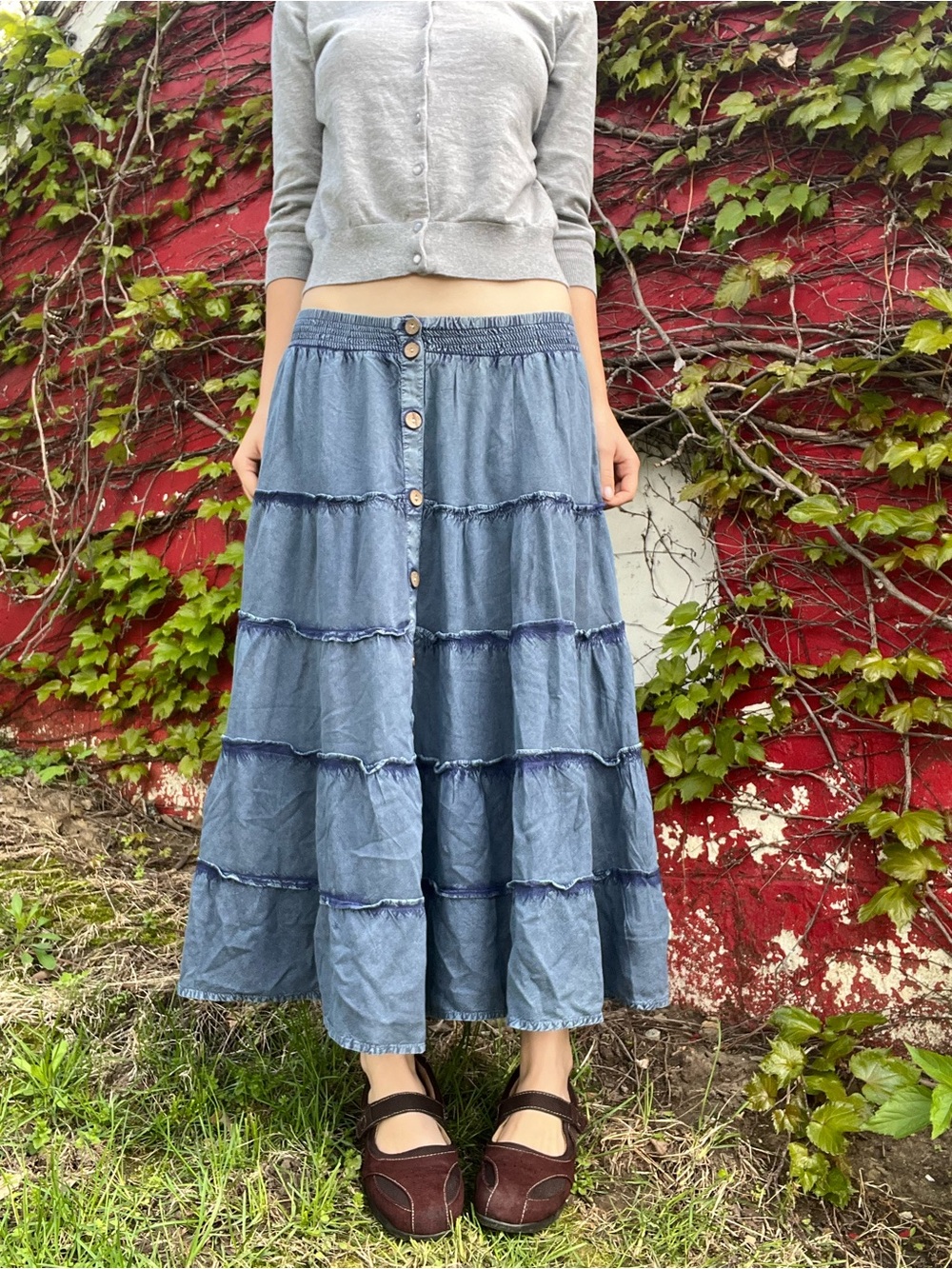 Mlle Gabrielle Blue Tiered Button-Front Midi Skirt - Picture 10 of 13